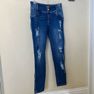 NWOT Duchess Columbia distressed skinny butt lift jeans